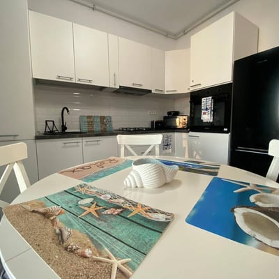 Location de chaleureux appartements de 2 pièces, 64 m², Mamaia Nord, Roumanie